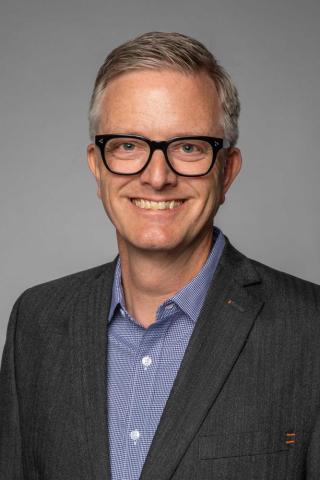 Photo of Professor Bruce Bartholow